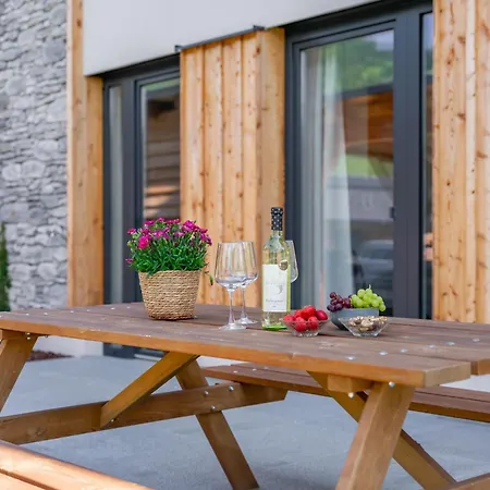 Ferienhaus Grebenzen 53 *